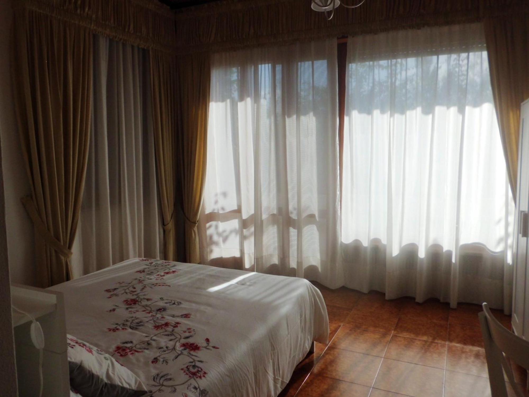 B&B Il Giardino Di Villa Anna Trecase Cameră foto